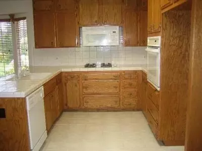 2455 Frederick Ct, Madera, CA 93637 photo 3