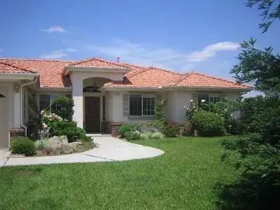 2455 Frederick Ct, Madera, CA 93637 photo 2