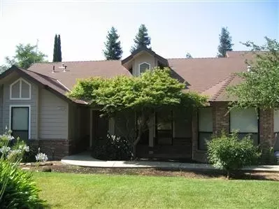 37046 Berkshire Dr, Madera, CA 93638 photo 1