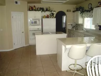 2522 Bellaire Way, Clovis, CA 93611 photo 7