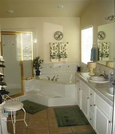 2522 Bellaire Way, Clovis, CA 93611 photo 10
