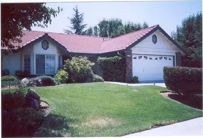 2450 Stuart, Clovis, CA 93611 photo 1