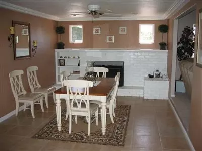 337 N Phillip Ave, Clovis, CA 93612 photo 5