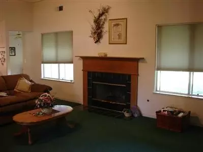 3455 Kelsey Ln, Madera, CA 93637 photo 2