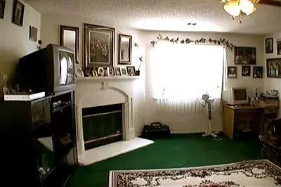 1810 Mendoza Dr, Firebaugh, CA 93622 photo 3