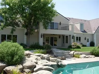 9356 N Purdue Ave, Clovis, CA 93619 photo 4