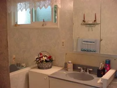 421 N Pine St, Madera, CA 93637 photo 9
