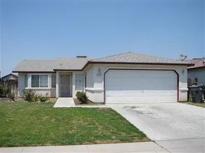 1407 Lacreta Ave, Madera, CA 93638 photo 1