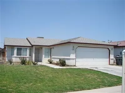 1407 Lacreta Ave, Madera, CA 93638 photo 3