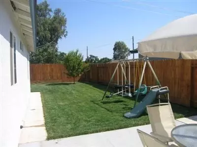1429 Segovia Ct, Madera, CA 93638 photo 9
