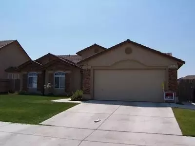 367 S S Park, Kerman, CA 93630 photo 1