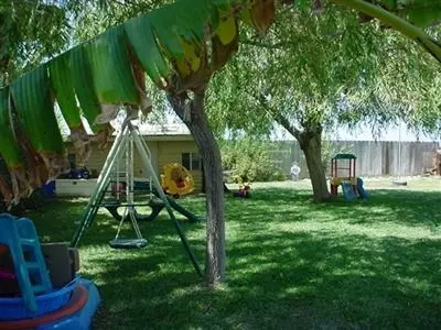 429 Sablan Ave, Firebaugh, CA 93622 photo 3