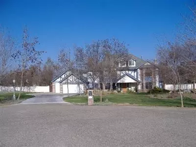7322 N Maine Ave, Clovis, CA 93619 photo 1