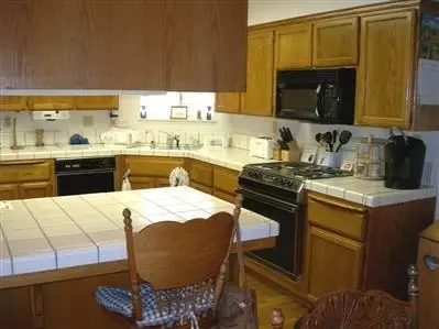 1105 N Chapel Hill Ave, Clovis, CA 93611 photo 7