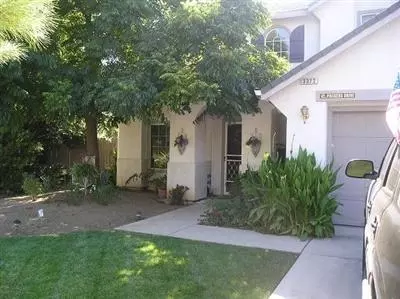 3372 Greenfield Ave, Clovis, CA 93611 photo 2