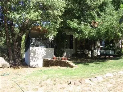 39473 Highview Dr, Oakhurst, CA 93644 photo 2