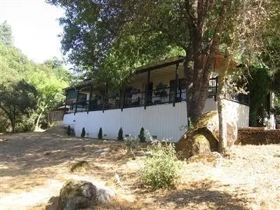 39473 Highview Dr, Oakhurst, CA 93644 photo 1