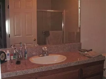 1295 E Donnybrook Pl, Hanford, CA 93230 photo 5