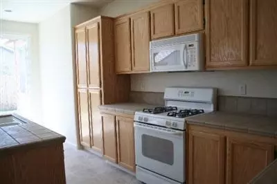 565 Howell Rd, Chowchilla, CA 93610 photo 4