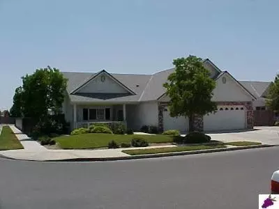 392 Athens, Clovis, CA 93611 photo 1