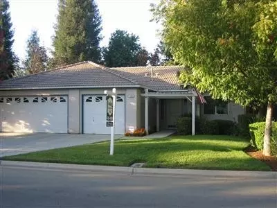 1806 Emerald Ave, Fresno, CA 93720 photo 1