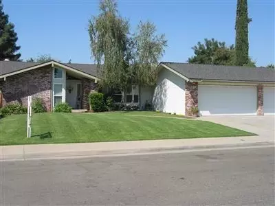 474 Bliss Ave, Clovis, CA 93611 photo 1