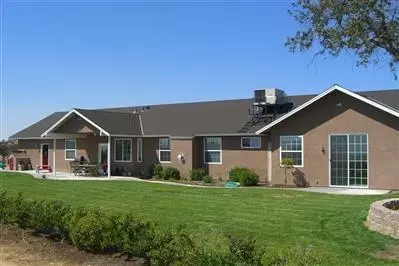 39610 Millstream Ln, Madera, CA 93638 photo 1