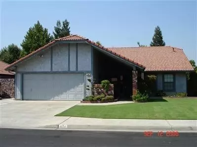 974 Filbert Ave, Clovis, CA 93611 photo 1