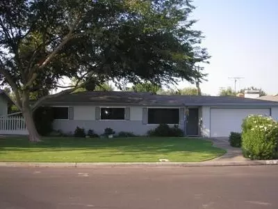 178 E Mesa Ave, Fresno, CA 93710 photo 1