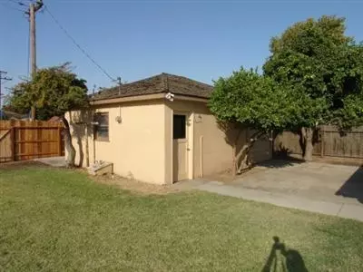 1401 W 5th St, Madera, CA 93637 photo 8