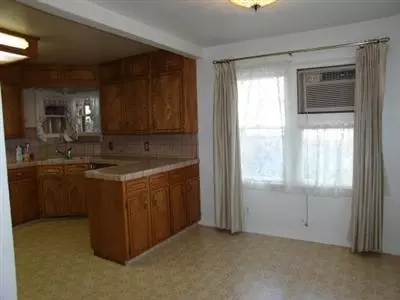 1401 W 5th St, Madera, CA 93637 photo 4