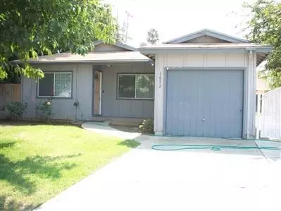 1052 Brookside Dr, Clovis, CA 93612 photo 2