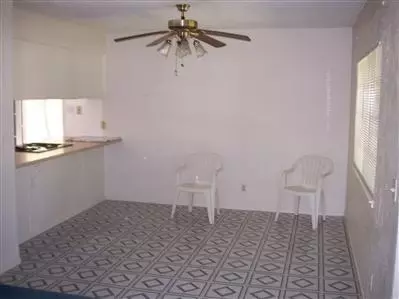 1052 Brookside Dr, Clovis, CA 93612 photo 5