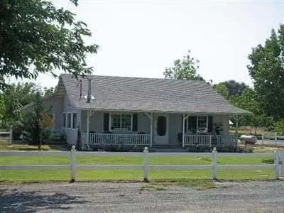 7337 20th Ave, Lemoore, CA 93245 photo 4