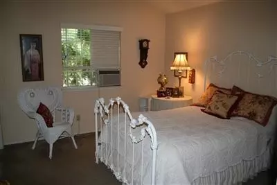 1043 N Adler, Clovis, CA 93611 photo 7