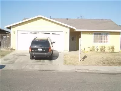 105 Joseph, Madera, CA 93638 photo 1