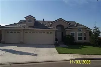 294 N Timmy Ave, Clovis, CA 93612 photo 3