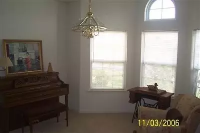294 N Timmy Ave, Clovis, CA 93612 photo 6