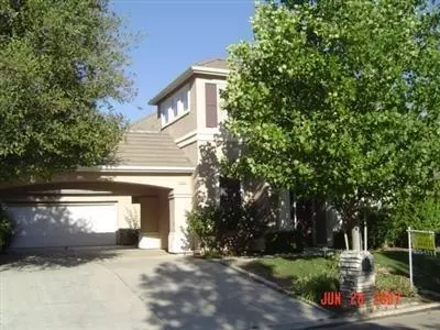 4840 N Ashville Ct, Clovis, CA 93619 photo 1