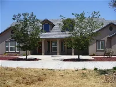 11944 E Griffith Ave, Sanger, CA 93657 photo 1