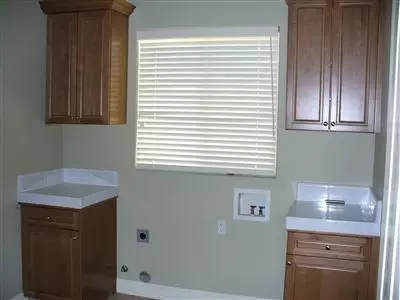 11944 E Griffith Ave, Sanger, CA 93657 photo 5