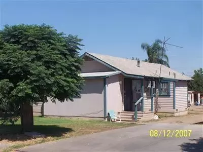 1369 E Academy Way, Dinuba, CA 93618 photo 2