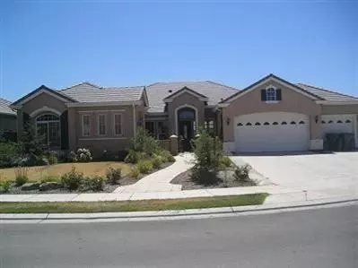 2720 Serena Ave, Clovis, CA 93619 photo 1