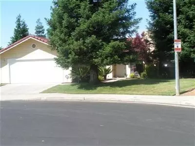 20 N Joshua, Clovis, CA 93611 photo 1
