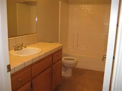 440 S Boyd Ave, Kerman, CA 93630 photo 9