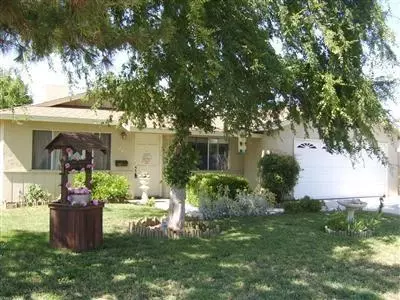 264 W Spruce Ave, Lemoore, CA 93245 photo 1