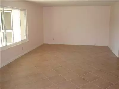 7746 N De Wolf Ave, Clovis, CA 93619 photo 9