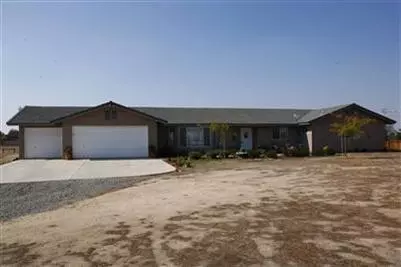 17136 La Canada, Madera, CA 93636 photo 1
