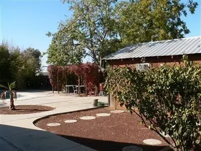 7782 E Bullard Ave, Clovis, CA 93619 photo 10