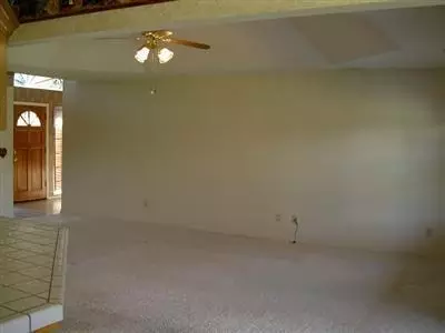 15778 W E St, Kerman, CA 93630 photo 9